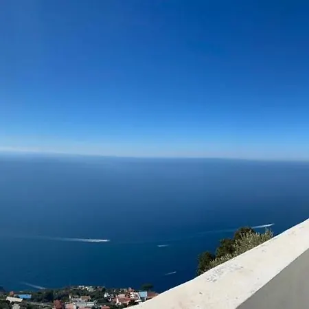 Camera Panoramica Vista Mare Furore